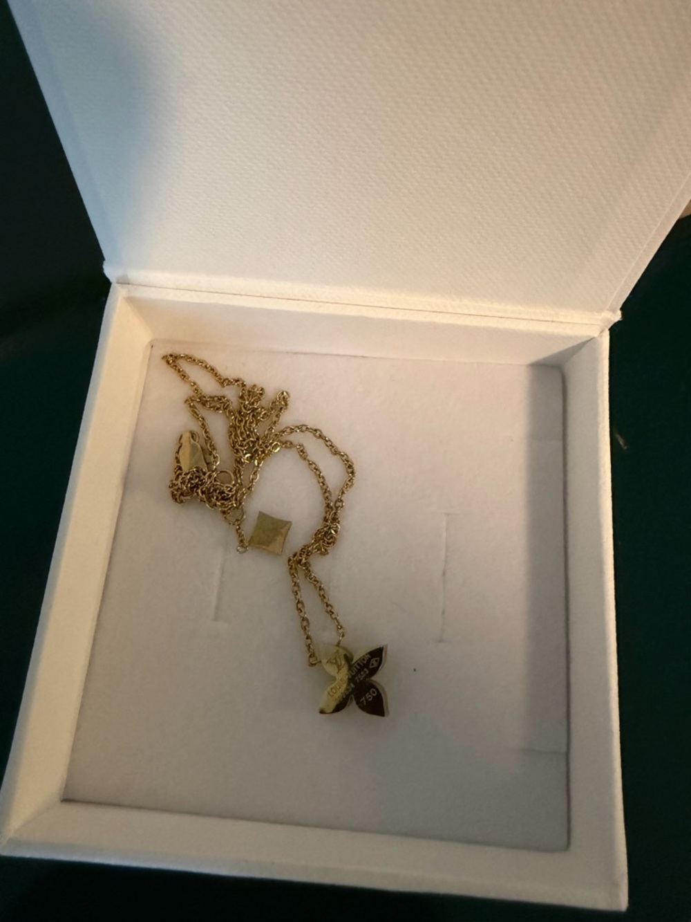 Louis Vuitton Gold Necklace - Picture 2 of 4